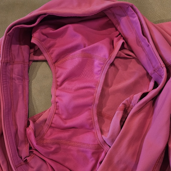 Lululemon Speed Up Mid-Rise Short 4" - Picture 8 of 9